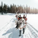 ラップランド ホテルズ ルオストトゥントゥリ ＆アメジスト スパ 4* ルオスト