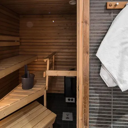 Lapland Luostotunturi & Amethyst 호텔 4*